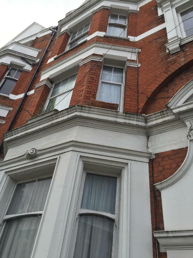דירות לונדון Stunning 2 Bed Flat Shepherds Bush מראה חיצוני תמונה