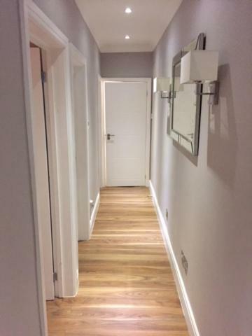 דירות לונדון Stunning 2 Bed Flat Shepherds Bush מראה חיצוני תמונה